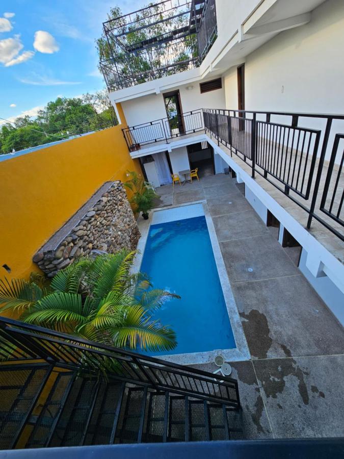 Hotel Victoria Queen Villavieja Eksteriør bilde