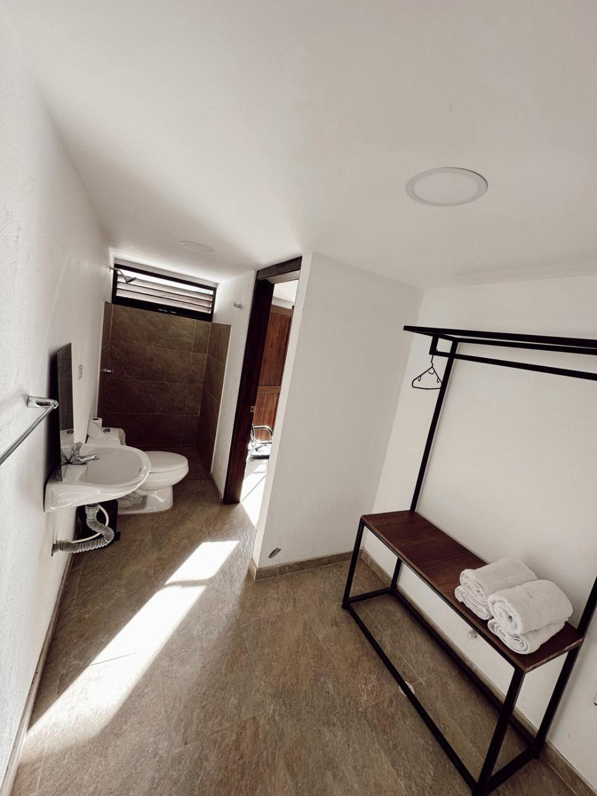 Hotel Victoria Queen Villavieja Eksteriør bilde